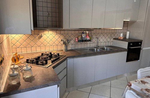 Casamarciano Apartment | Cozy apartment with kitchen and terrace, ideal for friends and families