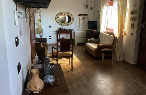 Avellino Apartment | Cozy apartment with garden. Very cool in summer. Outdoor Shower