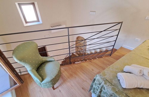 Belmonte Calabro Bed & Breakfast | Cozy B&B room on two levels ideal for 2 or 3 people