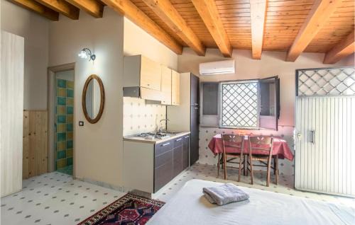 Grammichele House | Cozy Home In Grammichele With Swimming Pool
