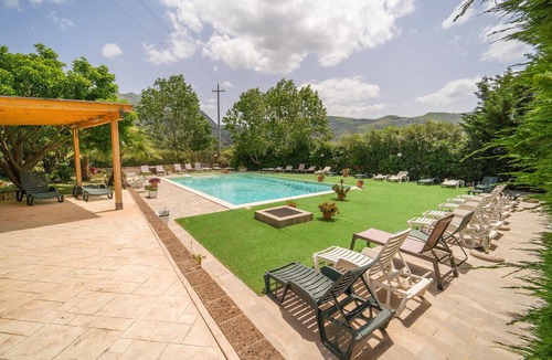 San Giuseppe Jato House | Cozy home in San Giuseppe Jato with outdoor swimming pool