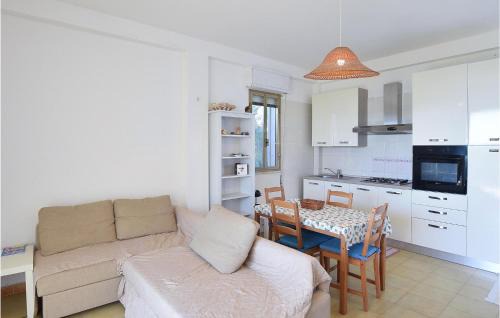 Punta Braccetto House | Cozy Home In Punta Braccetto With Wifi