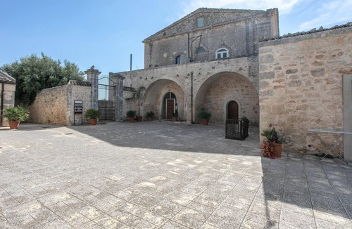 Ragusa House | Cozy home in Ragusa with swimming pool