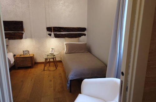 Amantea Bed & Breakfast | Cozy room, surrounded by greenery and from a breathtaking view
