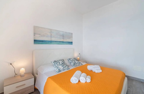 Noto Marina Bed & Breakfast | Cozy sea view rooms with private beach and jacuzzi