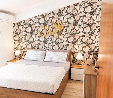 Scalea House | Cozy Stay near Torre Talao & Historic Centre