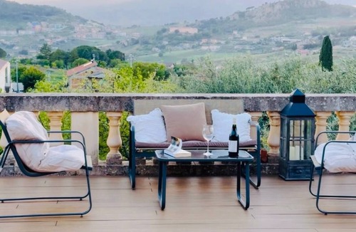 Nicosia Villa | Cozy villa nestled in the green Sicilian countryside