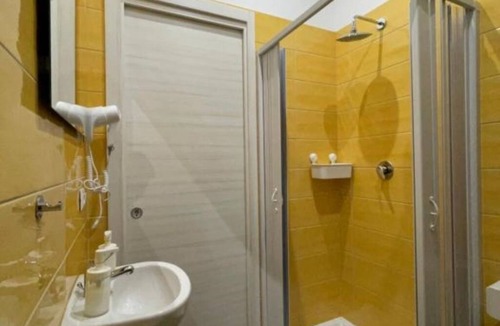 Volla Bed & Breakfast | D'Aponte Home - Comfort Suite 1-3 Guests with Private Bathroom and Free Parking