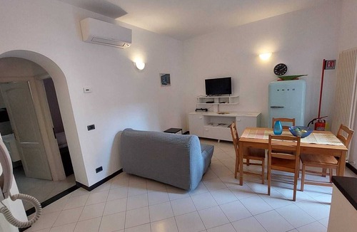 Borgo Antico Apartment | Da a Landa in the historic center, a stone's throw from the sea