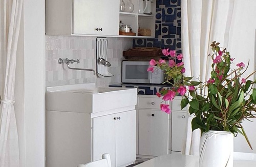 Localita Cimillia House | Dammusi A-mare - Three Bedroom House, Sleeps 8