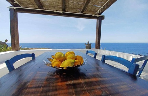 Localita Cimillia House | Dammusi A-mare - Three Bedroom House, Sleeps 8