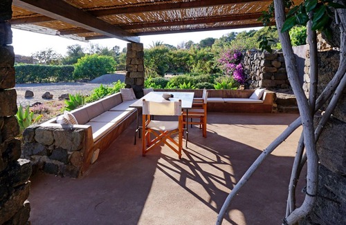 Pantelleria Apartment | Dammuso Cappero