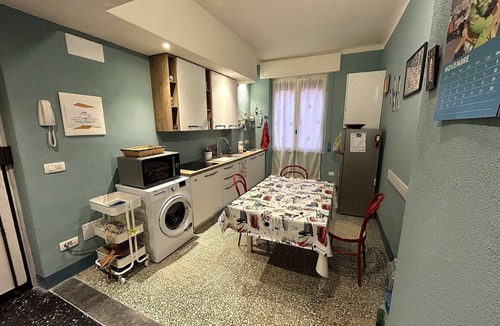 Borgo Antico Apartment | Delfino Cosy Apartment With A/C Near best bea.