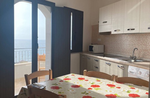 Ricadi Apartment | Delightful apartment 200 meters from the sea and with private access to the beach