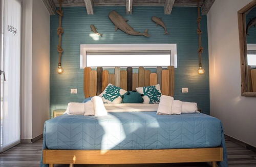 Gioia Tauro Bed & Breakfast | Deluxe Mistral Apartment - Sea View
