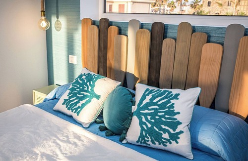 Gioia Tauro Bed & Breakfast | Deluxe Mistral Apartment - Sea View