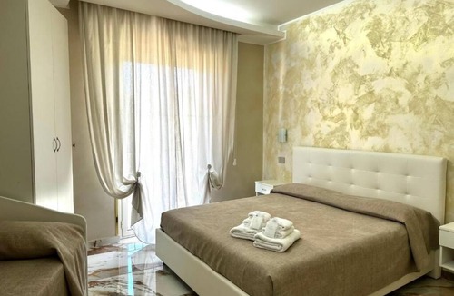 Tropea House | Deluxe Room Rental.