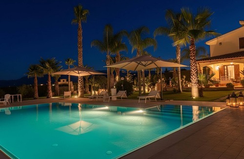 Partinico Villa | Deluxe Villa with Salata Pool Large Green Spaces By Sicily Home Solutions