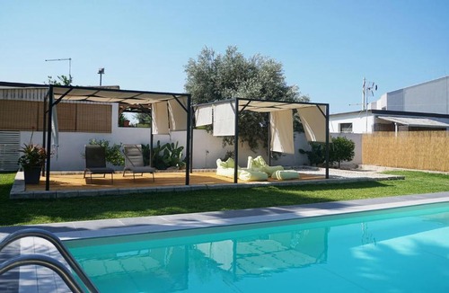 Epipoli Apartment | Dependance in Villa con Piscina by Wonderful Italy