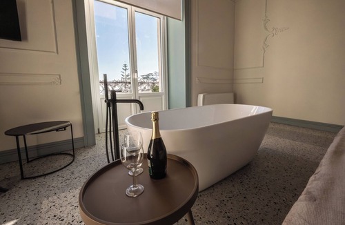 Acireale Bed & Breakfast | Des Bains Chambre & Suite