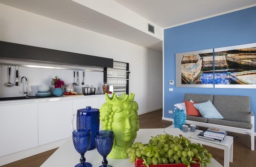 Santa Flavia Villa | Design house with pool & direct access to the sea