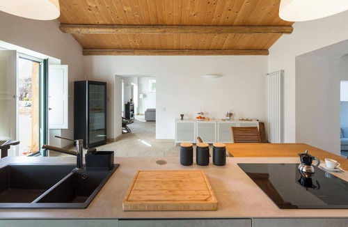 Pachino Villa | Design villa amidst ancient olive trees