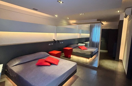 Pozzuoli Hotel | DH Hotel