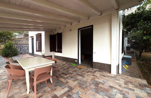 Carini House | Dimidia - casa vacanze mare montagna