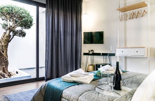 Favara Bed & Breakfast | Diodorus Luxury Experience