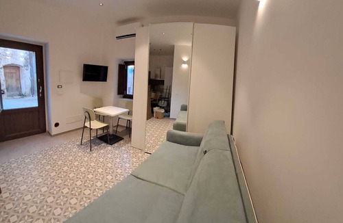 Isnello Apartment | Dolce-Giardino Studio
