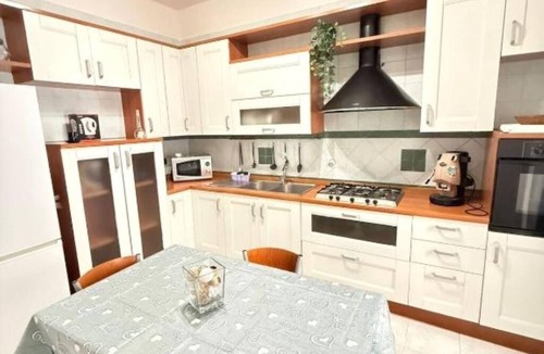 Portici Apartment | DoMi House