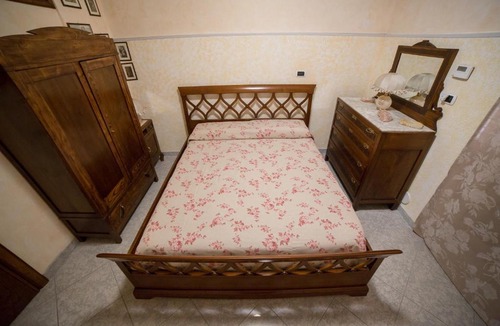Castrovillari Bed & Breakfast | DOMUS CASTRUM VILLARUM B&B