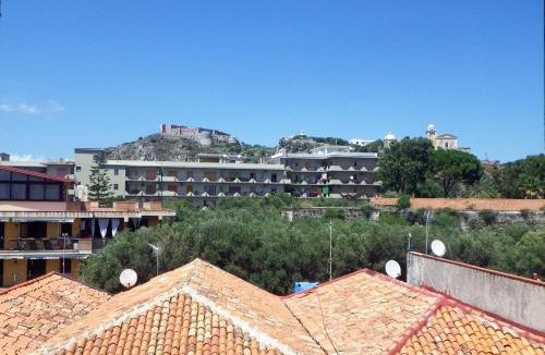 Milazzo Apartment | Domus Musia