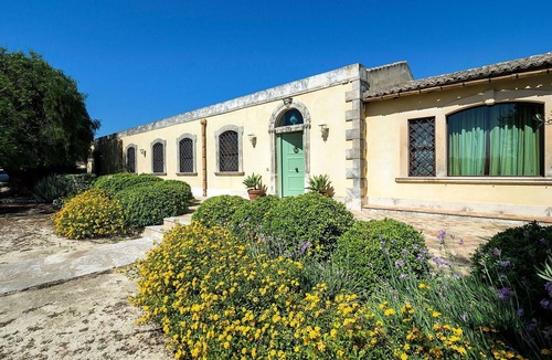 Carrozziere Villa | Don Salvatore - Ciane ,Sicily