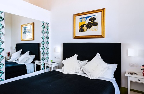 Historical Downtown Salerno Bed & Breakfast | Donna Giulia, Luxury House Room 2