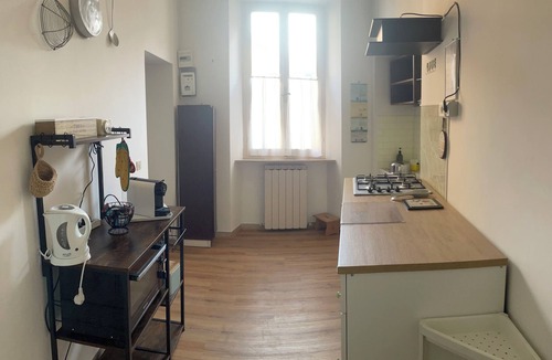 Bettona Apartment | Downtown apartment with 3 bedrooms in the fabulous Bettona with WiFi