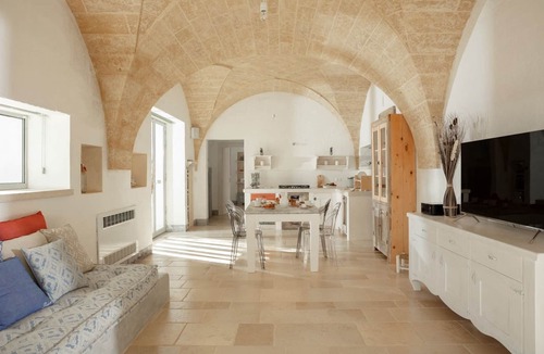 Torre Vado Villa | Elegant and refined villa with pool immersed into the mediterannean bush
