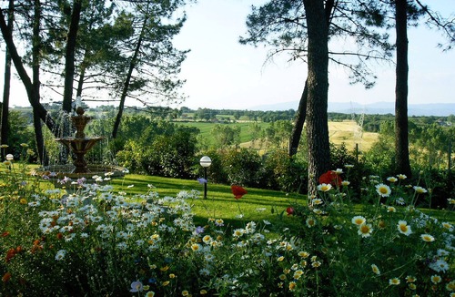 Ranciano Apartment | Elegant villa on Lake Trasimeno - Papavero