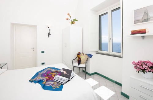 Atrani Apartment | Emerald House - a Wonderful Stay in the Coast of Amalfi