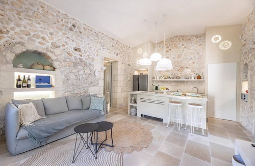 Serrano Villa | Enchanted 3 bedroom Villa with Swimming Pool