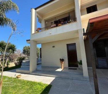 Syracuse Apartment | Epipoli Charming Villa and Pool