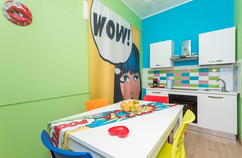 Paterno Apartment | Etnamia Art - Pop Apartment