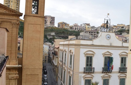 Porto Empedocle Apartment | Euphoria Infinity Suite with Jacuzzi and Sauna