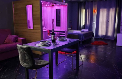 Porto Empedocle Apartment | Euphoria Infinity Suite with Jacuzzi and Sauna