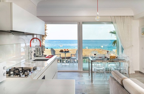 Letojanni Apartment | Exceptional modern apartment with majestic sea view in Letojanni - DiCasaInSicilia