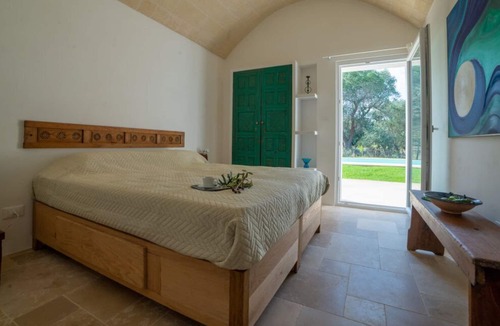 San Michele Salentino Villa | Exclusive trullo with swimming pool