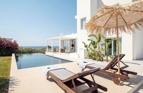 Fontane Bianche Villa | Exentia Stays - Luxury Seafront Villa in Syracuse (Fontane Bianche) Sicily