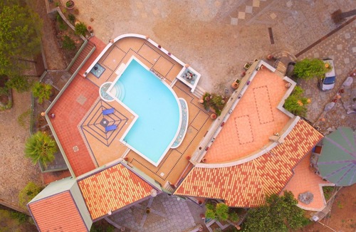 Cefalu House | für 10 Personen in Cefalù, Sizilien (Nordküste von Sizilien) by Interhome