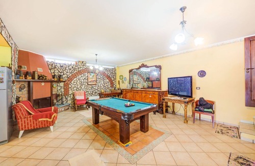 Fiumefreddo di Sicilia House | für 10 Personen in Fiuefreddo di Sicilia, Sizilien (Ostküste von Sizilien) by Interhome