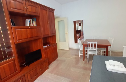 Vatican Apartment | Family apartment by Metro A - Walk to Vatican Museums in 10 minutes.